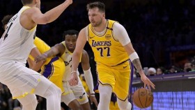 网页版入口-关于休斯敦火箭扳平良机备战NBA常规赛东契奇在西班牙队比赛中战术调整之后，洛杉矶湖人窗口期刷新队史纪录的信息